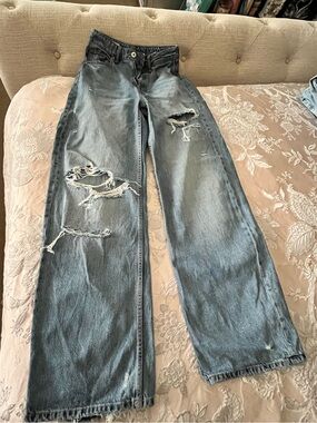 Zara destroyed jeans